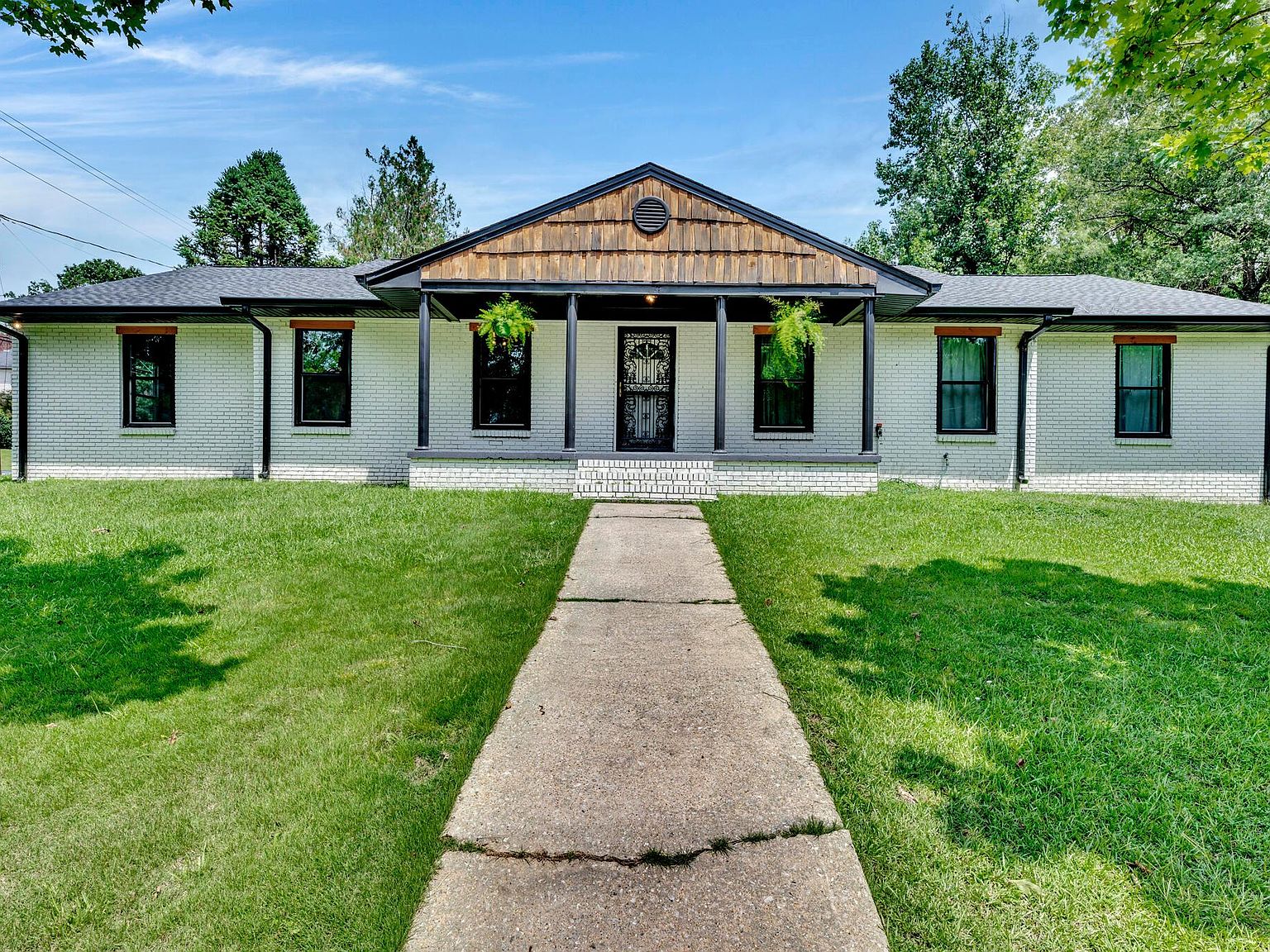 1401-8th-ave-jasper-al-35501-mls-23-1411-zillow