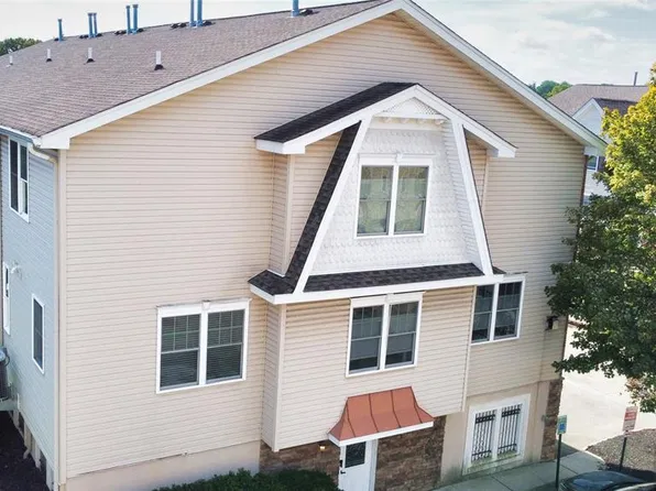 3 Doris Lane, Wallington, NJ 07057