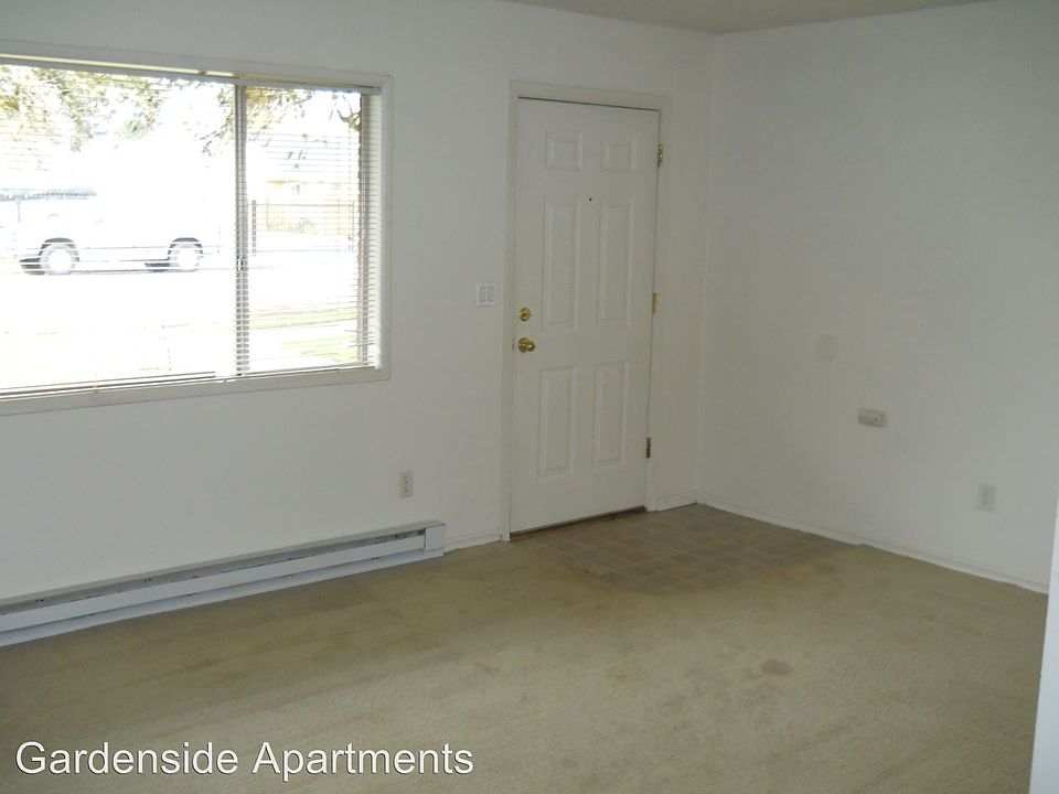 1st image of 117 NE Clark Ave APT 6