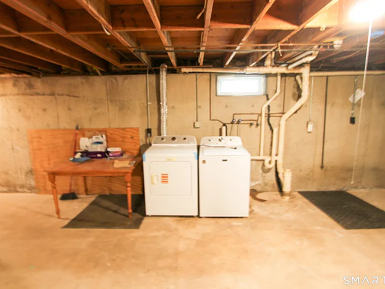 17 Pinehurst Ave #2 — Photo 20