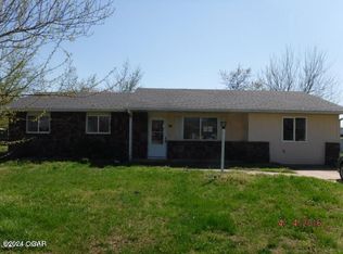 218 W Maverick St, Goodman, MO 64843