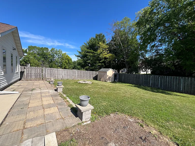 1004 Monarch Dr — Photo 41