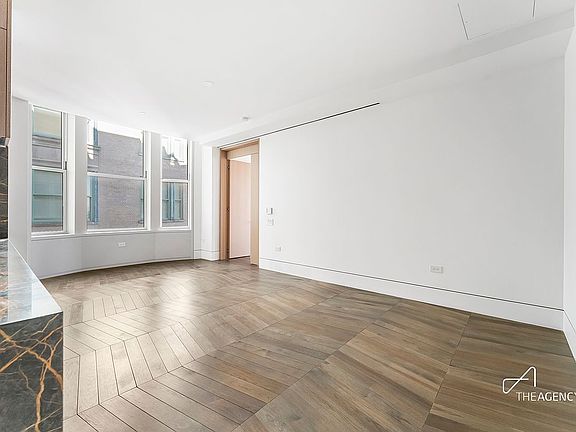 4th image of 49 Chambers St #17G