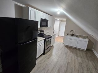 29 Tracy Ave #G, Jewett City, CT 06351