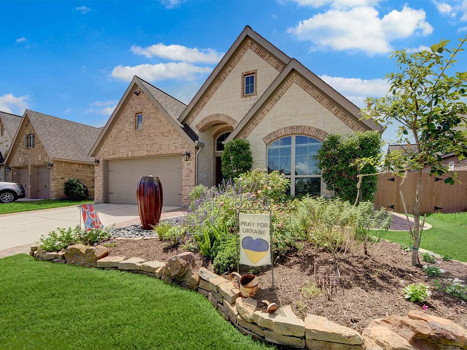 1st image of 3827 Ponderosa Peak Dr