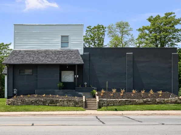 2400 24th St, Rock Island, IL 61201