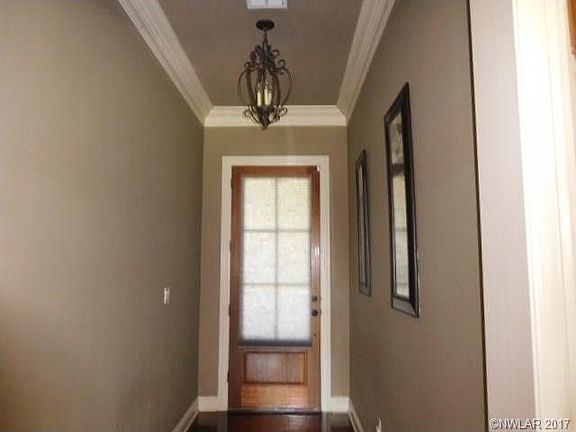 4th image of 122 Devereaux Dr
