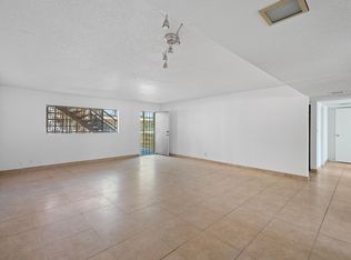 356 E Desert Inn Rd APT 109, Winchester, NV 89109