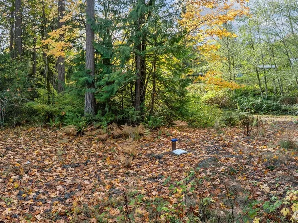 5787 E Collins Road, Port Orchard, WA 98366