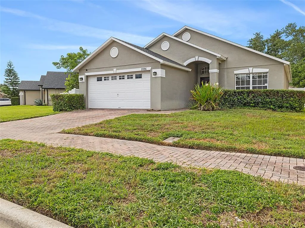 3 bed, 2.0 bath, 1536 sqft, $2,600 — Photo 2