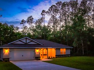 88 W Gulfstream Pl, Citrus Springs, FL 34434