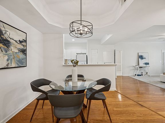 4th image of 2025 Woodmont Blvd APT 223