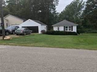 3241 Dickenson Rd, Ashtabula, OH 44004
