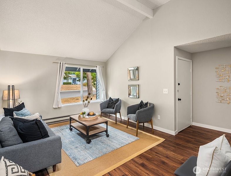 3rd image of 4308 NE Sunset Boulevard #X7