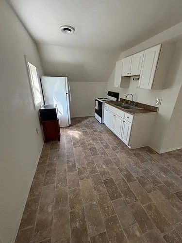 Floor plan B
