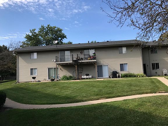 2nd image of 1321 Prairie St APT D1
