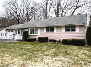 37 Indian Run, Enfield, CT 06082