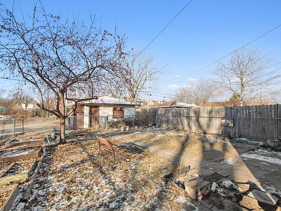 2nd image of 4101 Aldrich Ave N