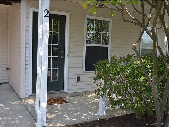 4th image of 1218 E Chapman Ln Unit 2