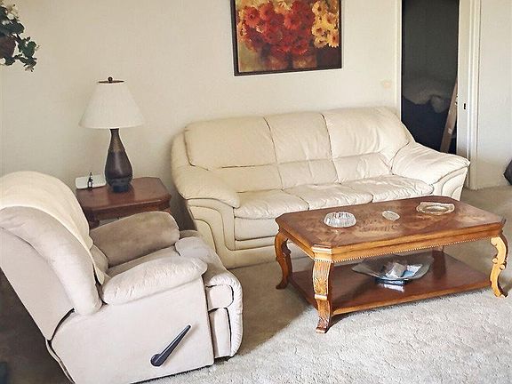 4th image of 11704 S Betty Ln