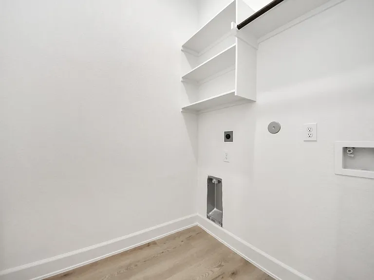 6930 Liverpool St #A — Photo 27