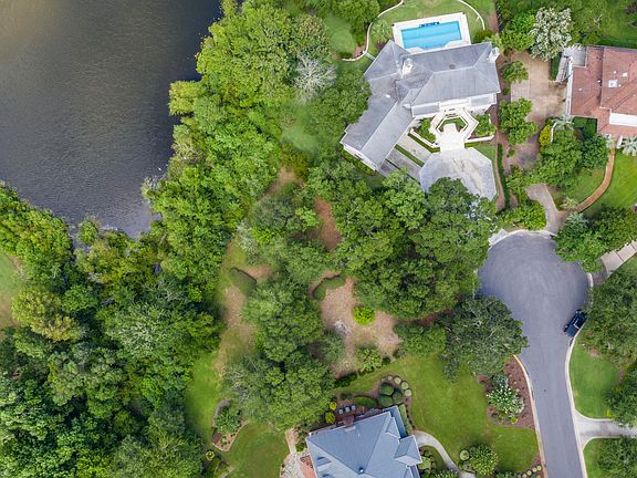 5th image of 1204 Great Oaks Dr