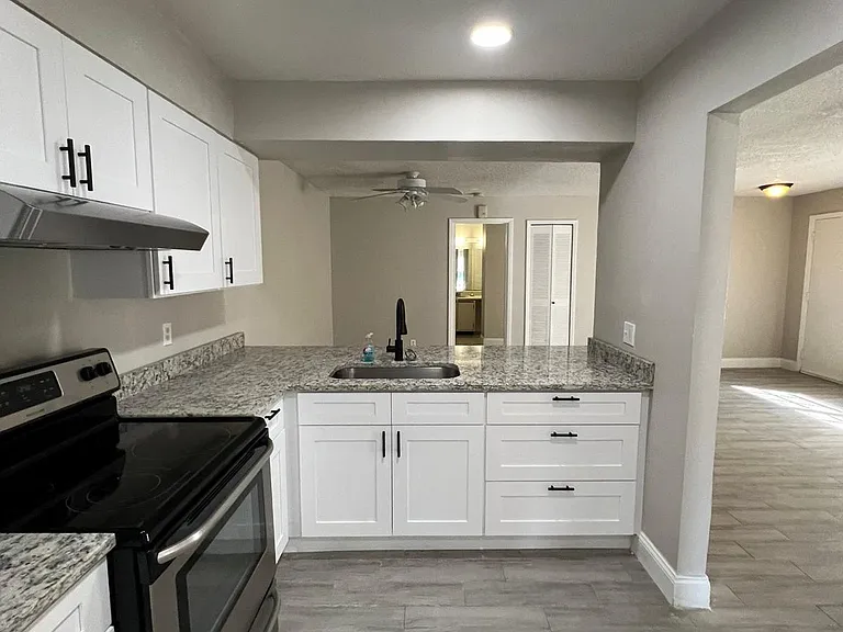1512 Sophie Blvd — Photo 15