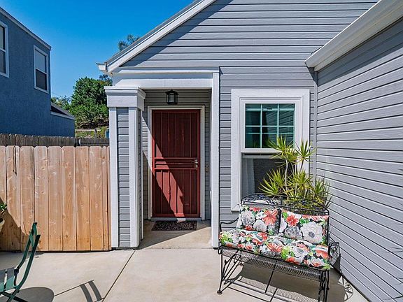 4th image of 1855 Corte Segundo