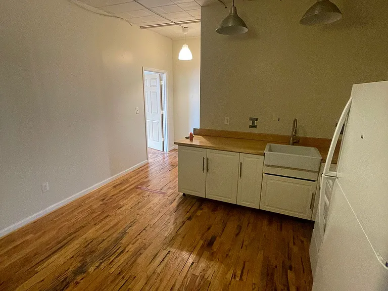 1415 Kemper St #69 — Photo 2