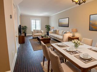 5893 Prospect St, Niagara Falls, ON L2G1G9