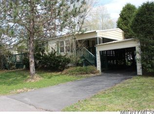 343 Aspen Dr, Utica, NY 13502
