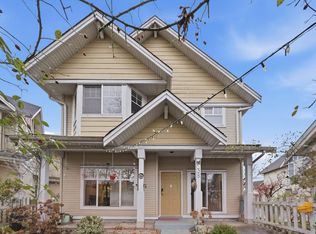 4711 Blair Dr #38, Richmond, BC V6X 4E6