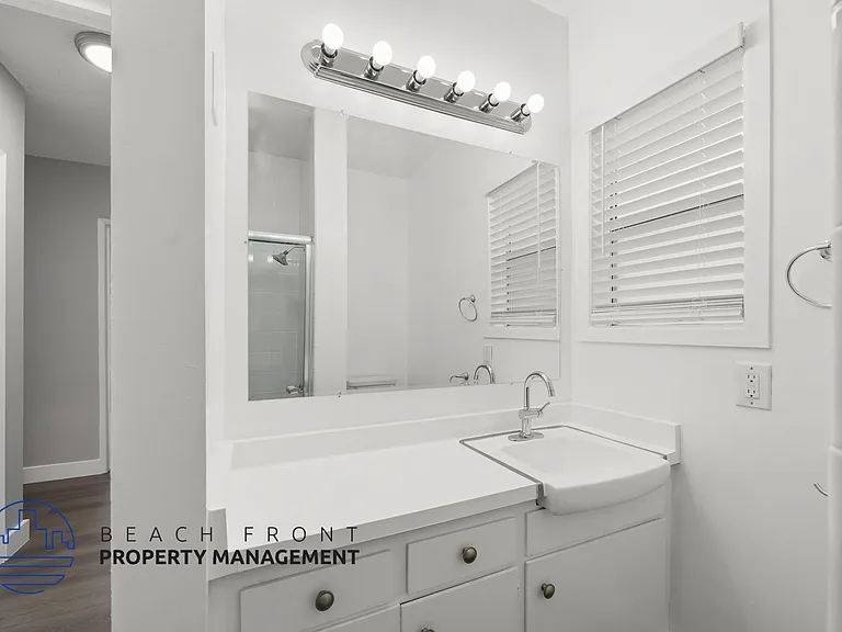 11626 Cedar Ave — Photo 48