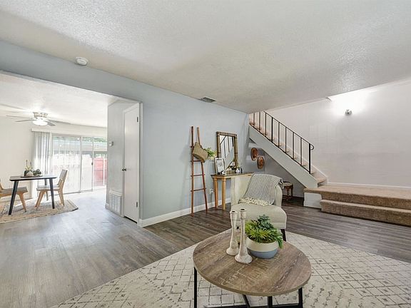 5th image of 8887 Salmon Falls Dr APT B