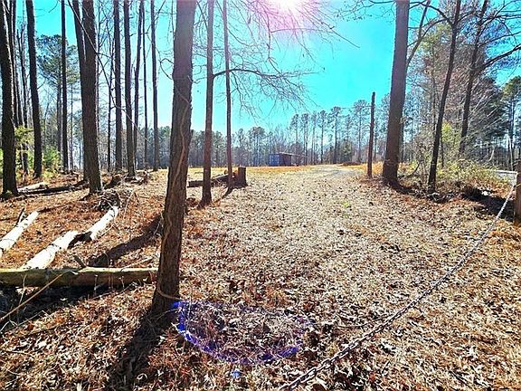 3rd image of 68 Lowery Rd