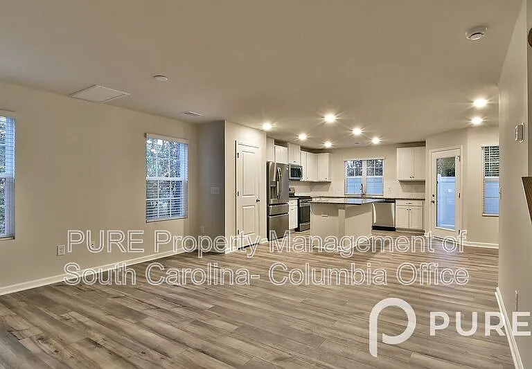 119A Triumph Ave — Photo 18
