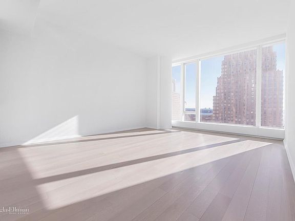 5th image of 50 West St #12B