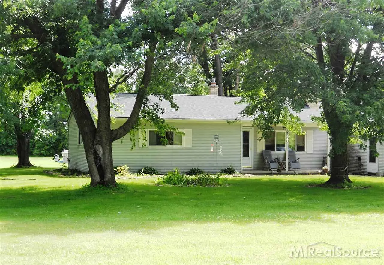 19360 31 Mile Rd photo 1