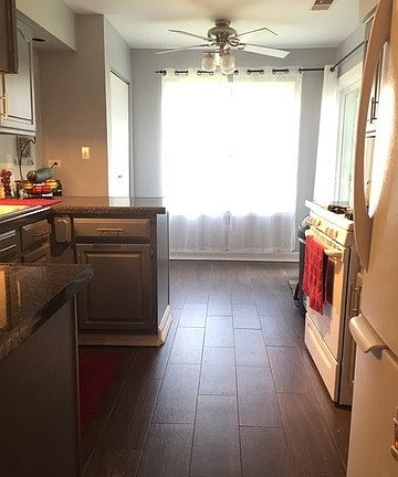 4th image of 9144 Sandpiper Ct #44