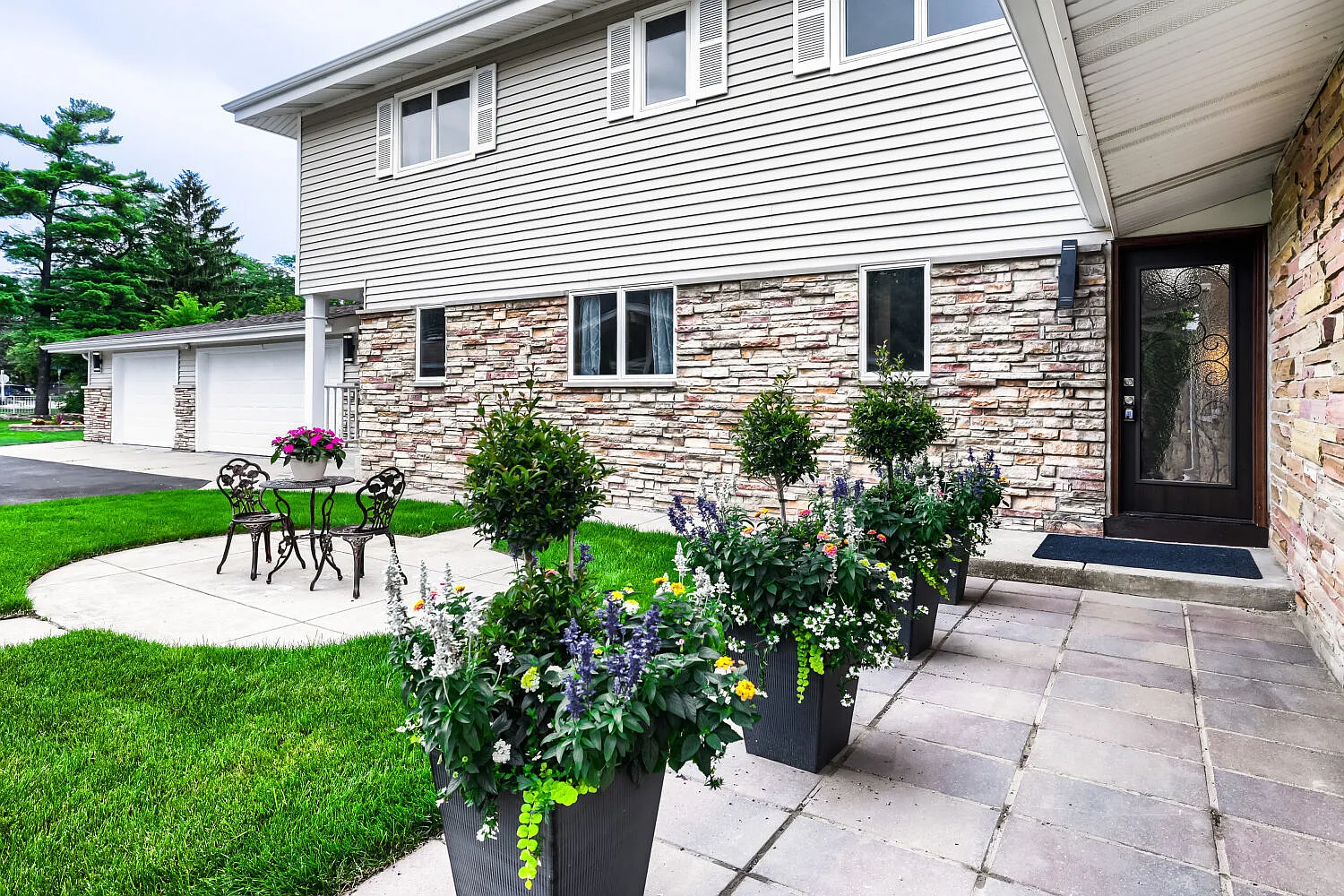 7 bed, 3995 sqft, $8,500 — Photo 4
