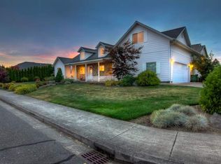 725 NW 5th St, Sublimity, OR 97385