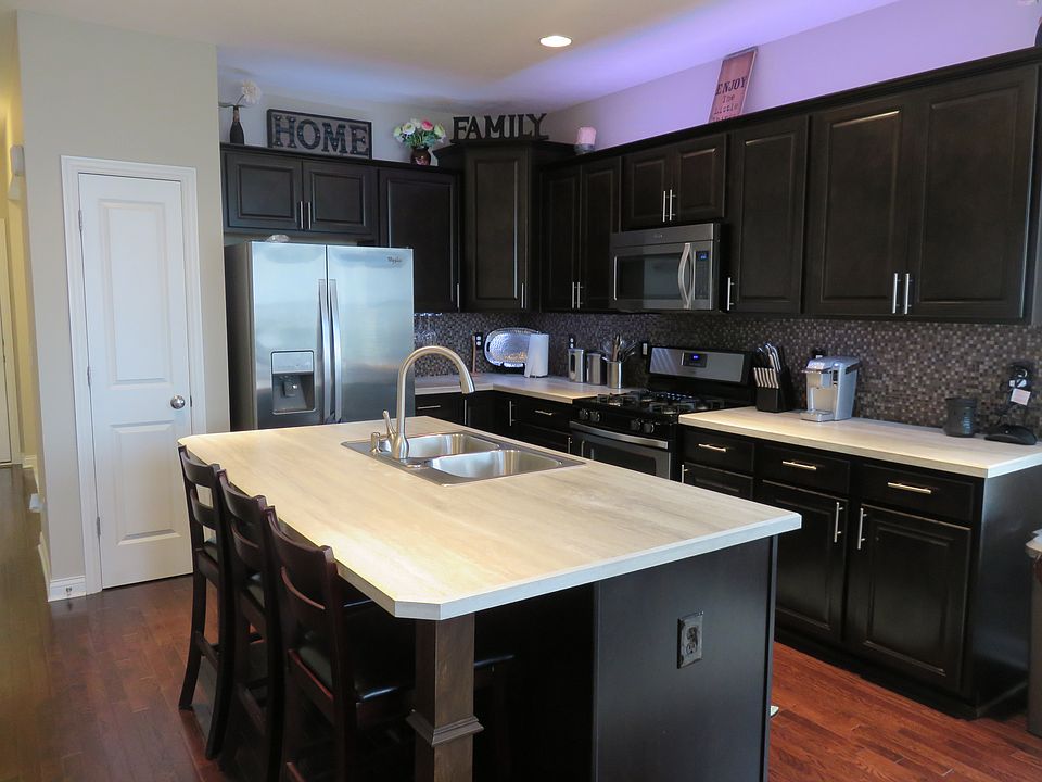 1st image of 212 Balsam Dr