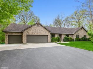 3805 Sawmill Ln, Morris, IL 60450