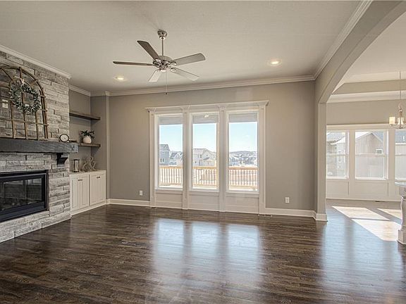 4th image of 4809 NE 105th St