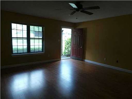 2nd image of 4611 Citadel Dr