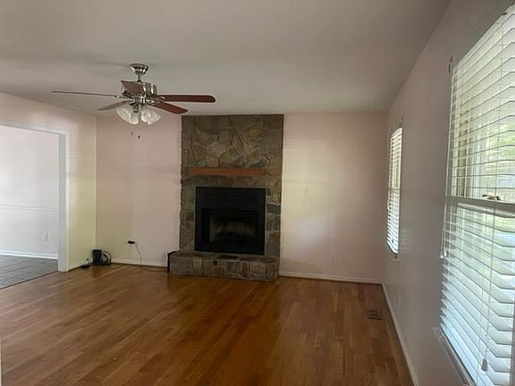 4th image of 222 Loblolly Cir