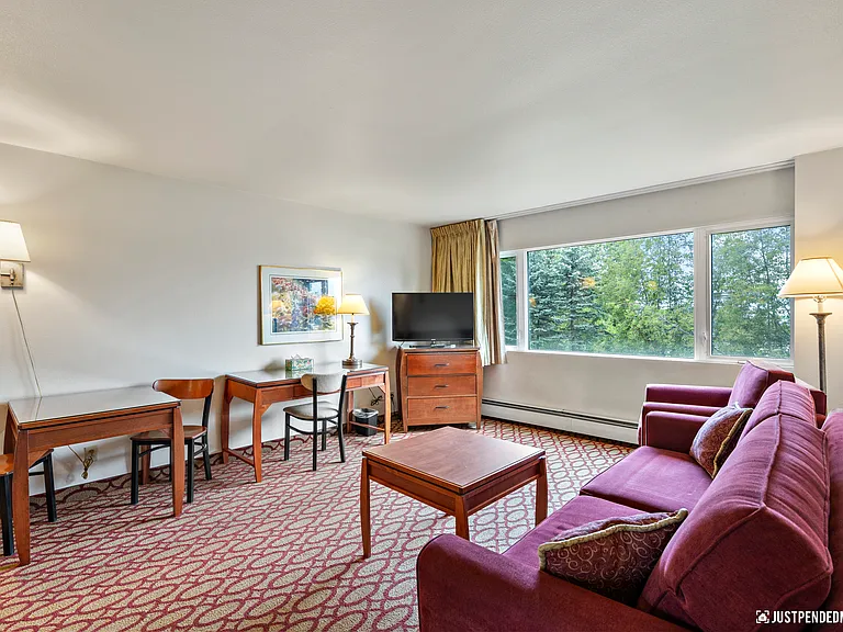 Anchorage Grand — Photo 24