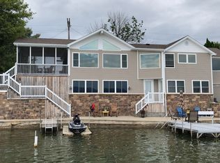 1310 N Shore Dr, Rome City, IN 46784