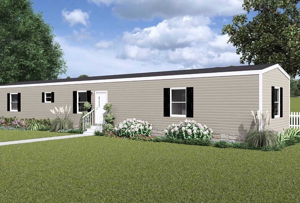1st image of 10 Leslie Ln