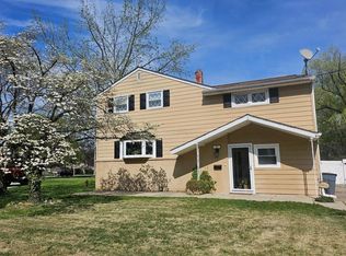 2 Patterson Ave, Pennsville, NJ 08070